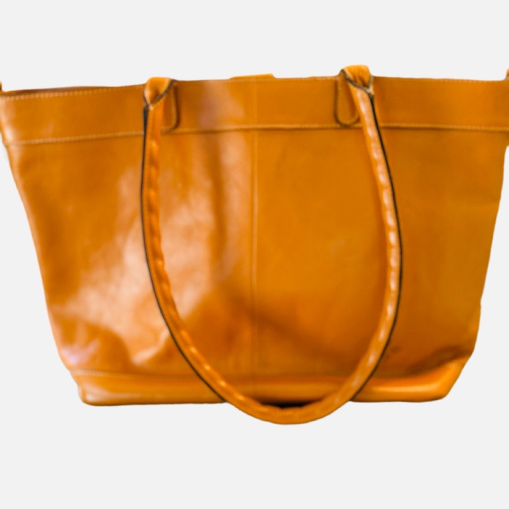 Classic Patricia Nash Mallory Leather Tote Bag w authenticity cards -must have! - Picture 5 of 16